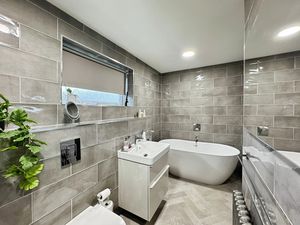 Photo 1- click for photo gallery